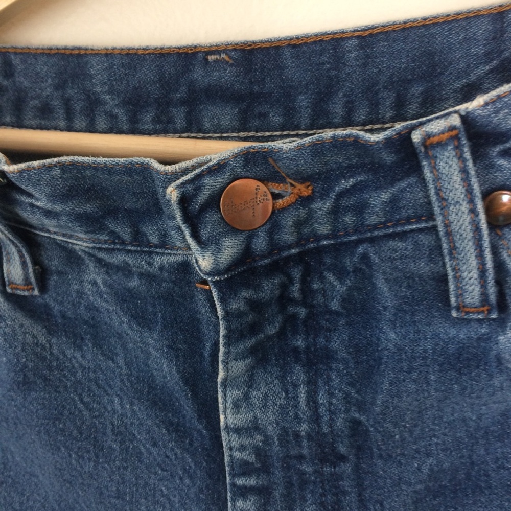 ✨SOLD✨Vintage high waist Wrangler jeans - Picture 2 of 8